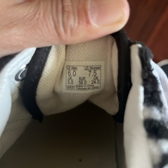 Mens Checkerboard Vans sherpa - Picture 5 of 8